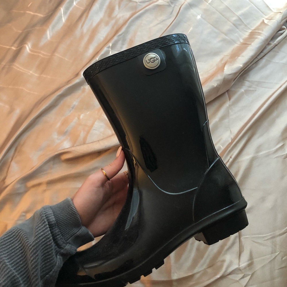 rain boots